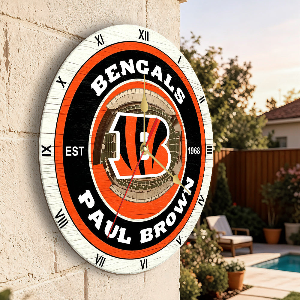 Personalized Custom Cincinnati-Bengals Wooden Wall Clock